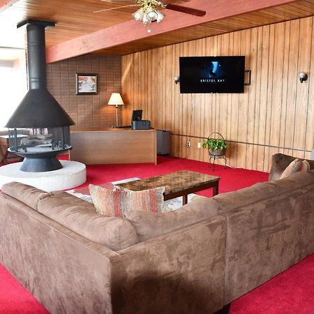 Prairie Inn Еванстон Екстер'єр фото