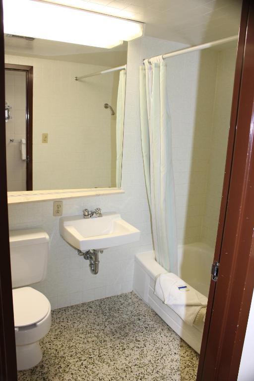 Prairie Inn Еванстон Екстер'єр фото